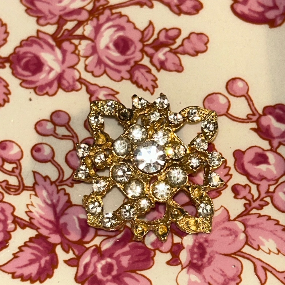 Vintage Gold  Brooch